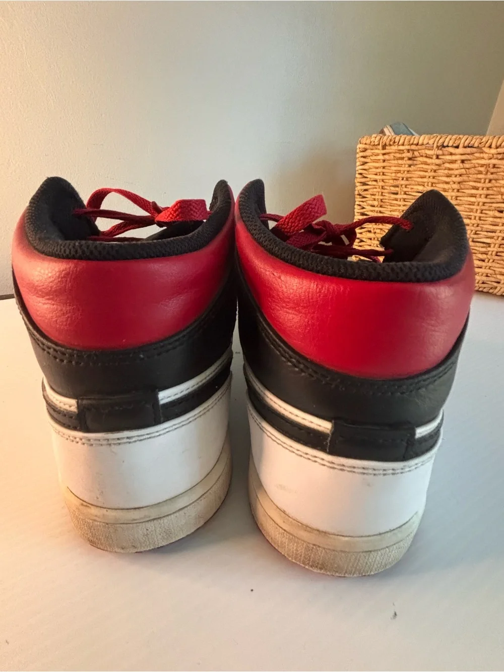 Air Jordan 1 Mid 